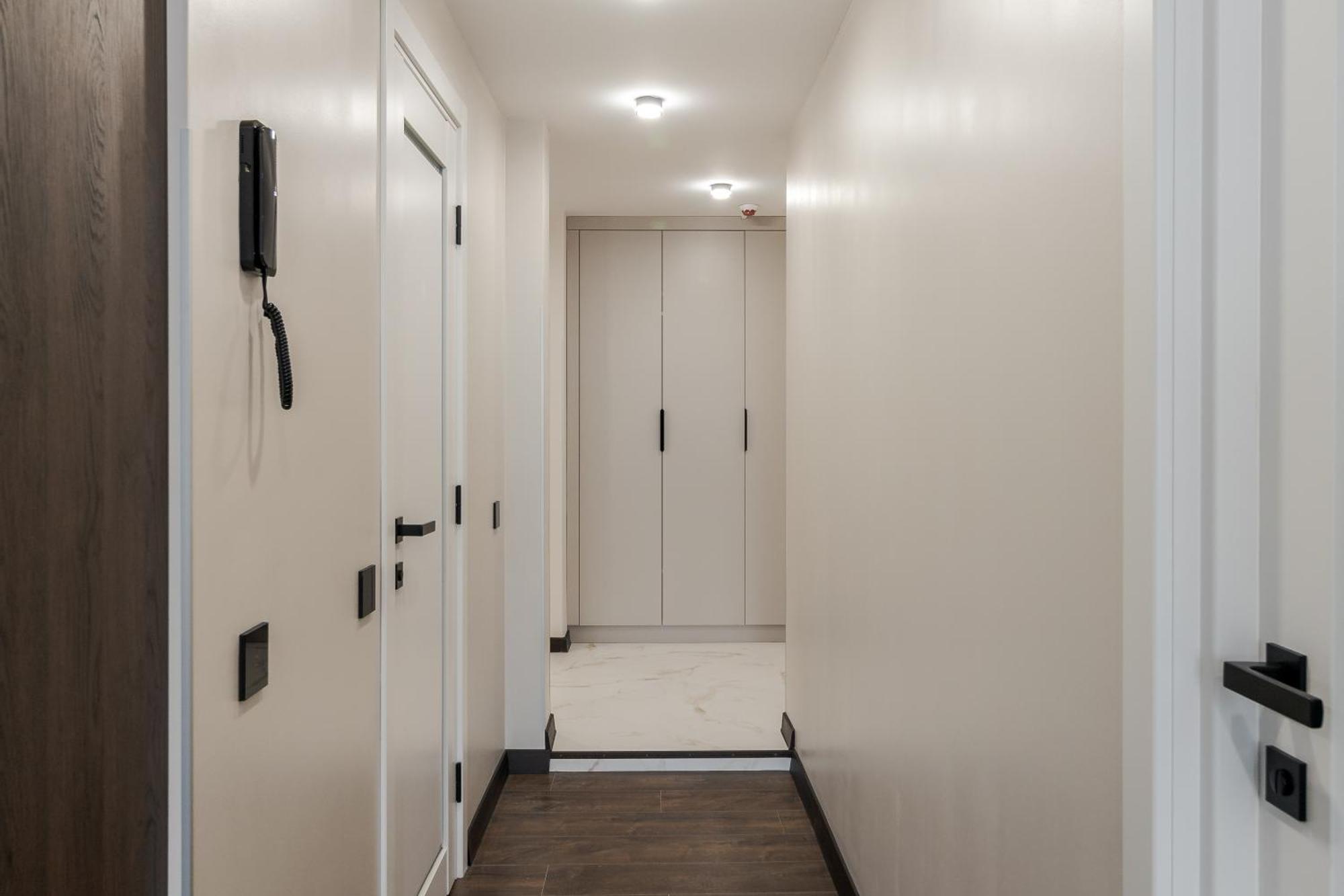 77 Views Apartments By Inshi Lviv Exterior photo