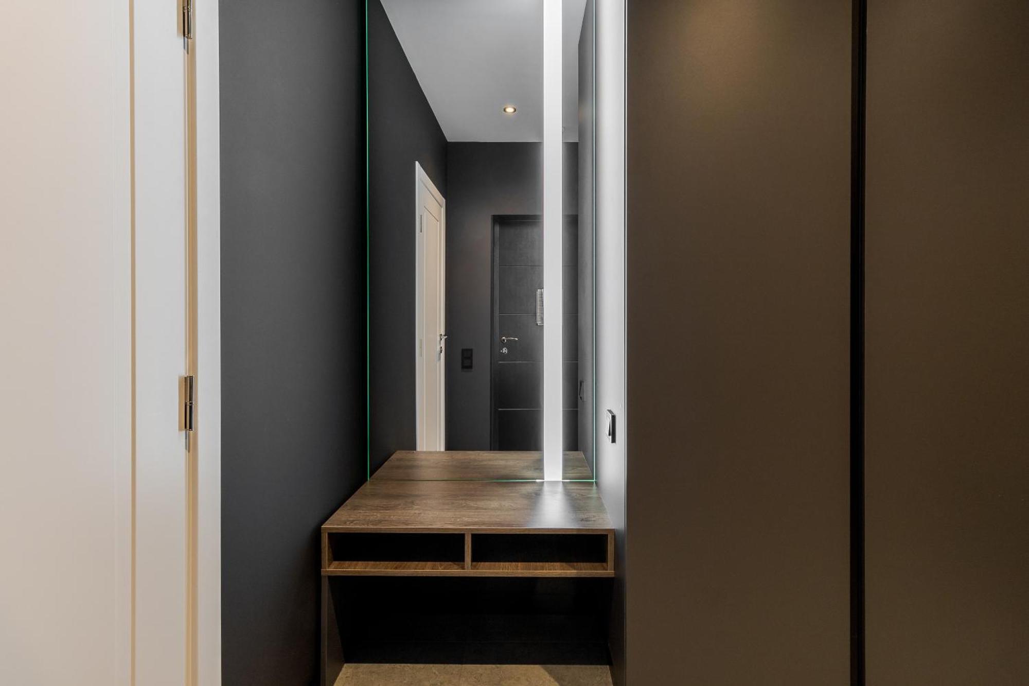 77 Views Apartments By Inshi Lviv Exterior photo