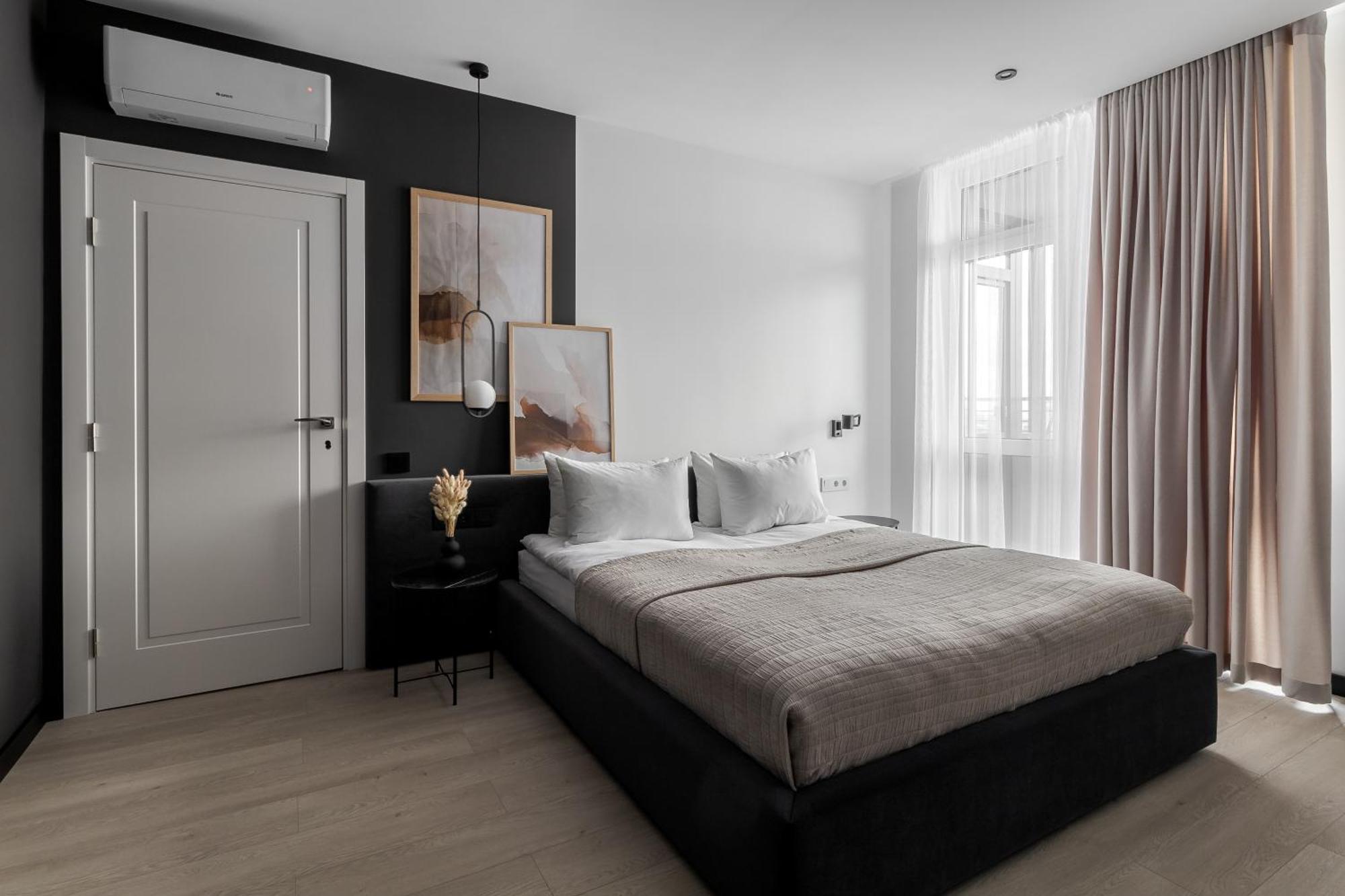 77 Views Apartments By Inshi Lviv Exterior photo